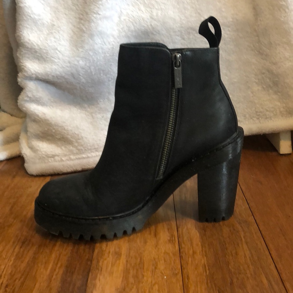 Dr. Martens Magdalena Wyoming boot